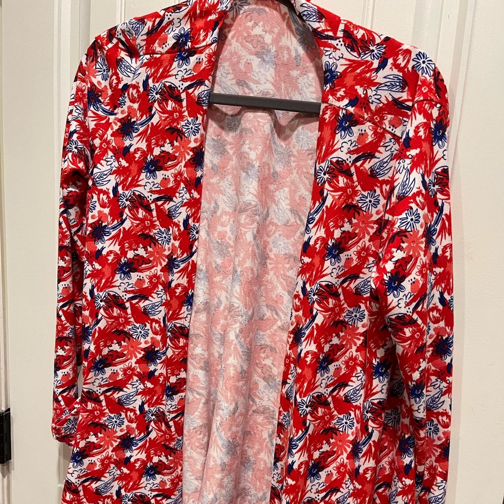 LuLaRoe Caroline Cardigan (Medium)